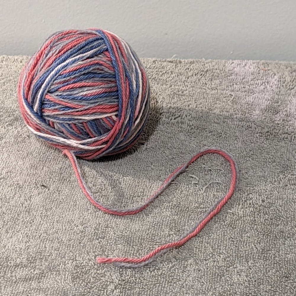 YARN Cotton Blend Pink Blue White Ball Mixed Fiber Content Unknown